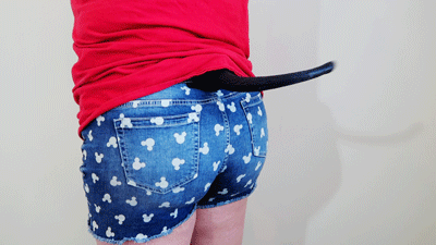 A gif demonstrating the Happy Show Tail.